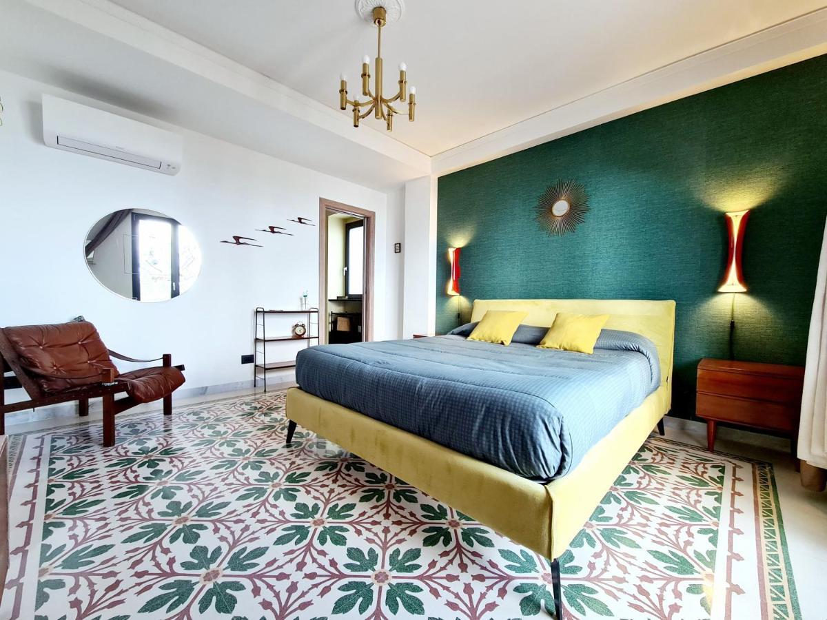 Al 33 Giri Bed & Breakfast Cefalu Bagian luar foto