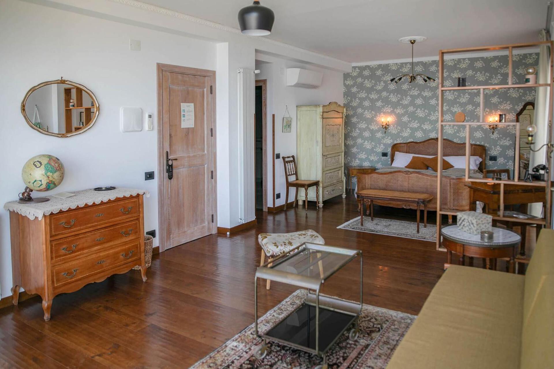 Al 33 Giri Bed & Breakfast Cefalu Bagian luar foto